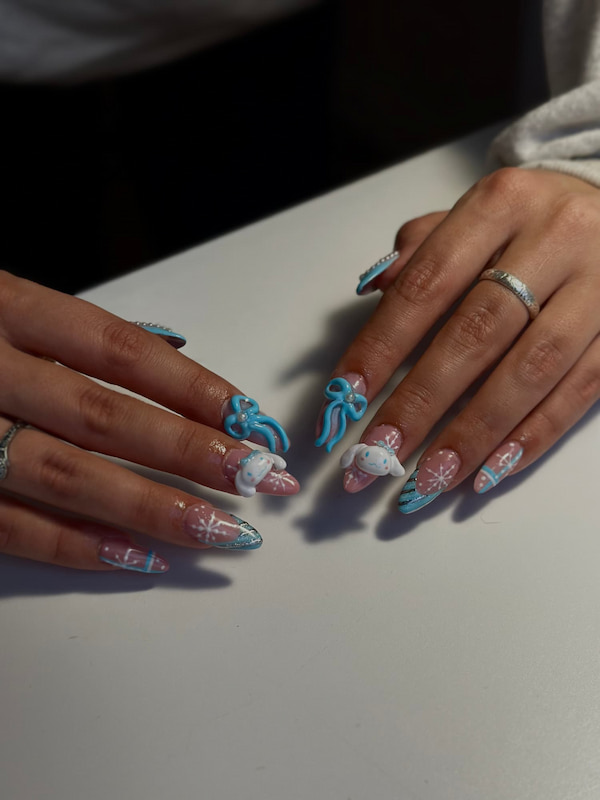 sanrio nail set
